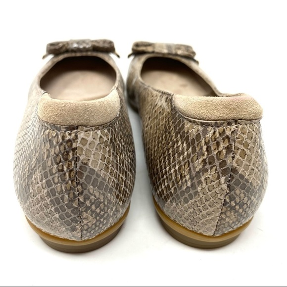 Beautifeel Elle Taupe Snake Combi leather cap toe flats - Picture 5 of 9
